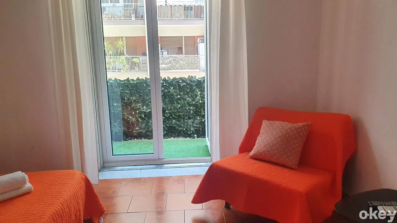Primo Piano Guesthouse - Bari Policlinico 2*,  Italien